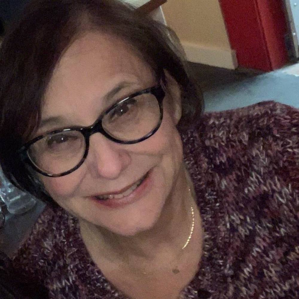 Meet your Posher, Deborah